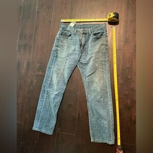 Levi’s Straight Blue Jeans